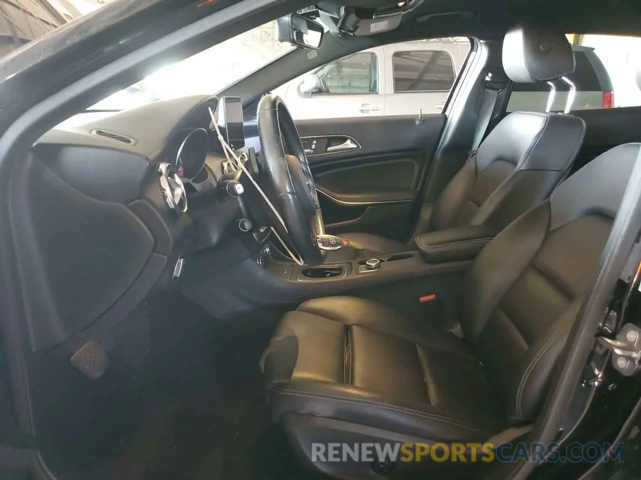 7 fotografías del automóvil dañado WDCTG4EBXKJ578074 MERCEDES-BENZ GLA-CLASS 2019