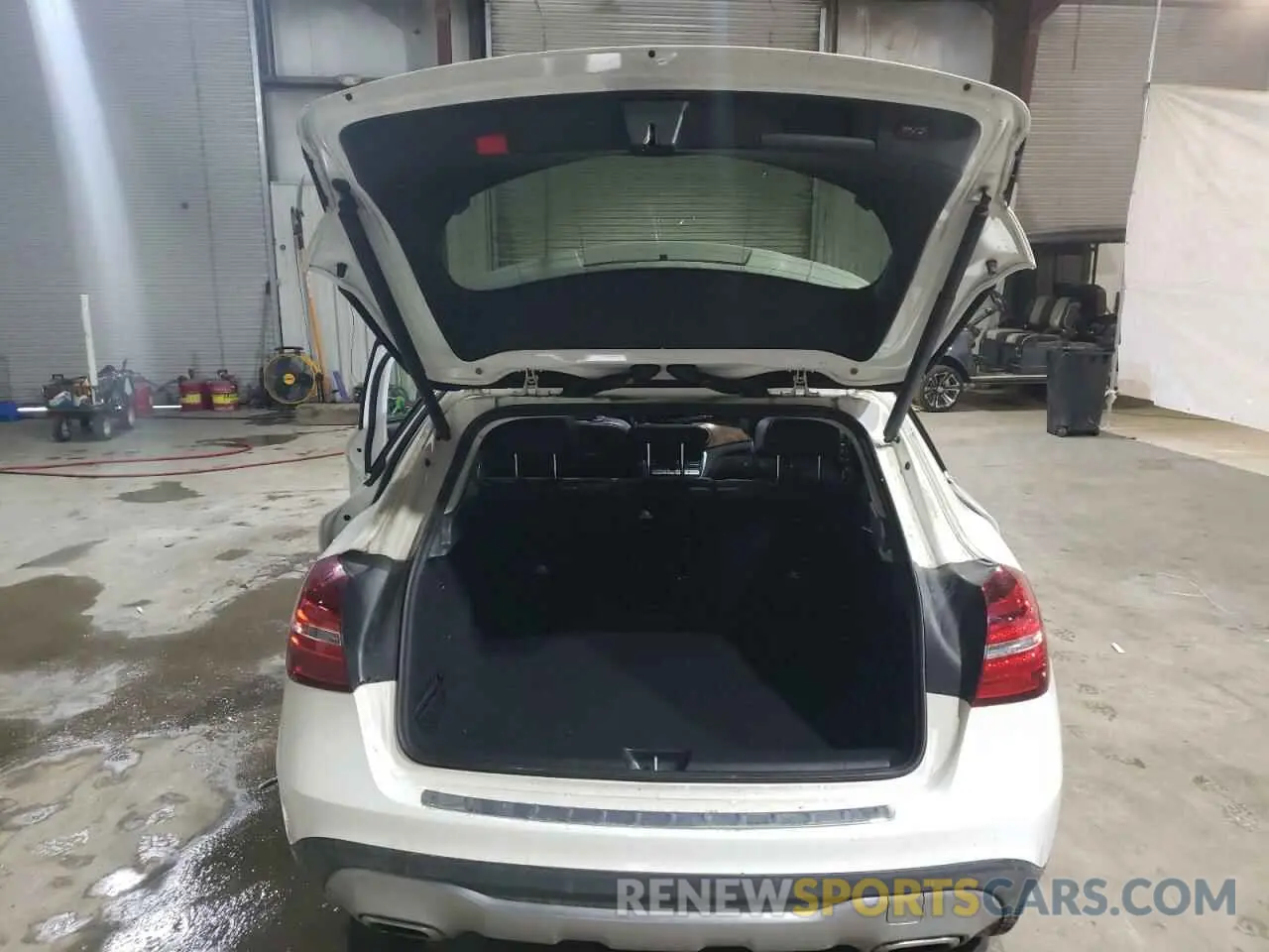 6 fotografías del automóvil dañado WDCTG4GB0KJ587458 MERCEDES-BENZ GLA-CLASS 2019