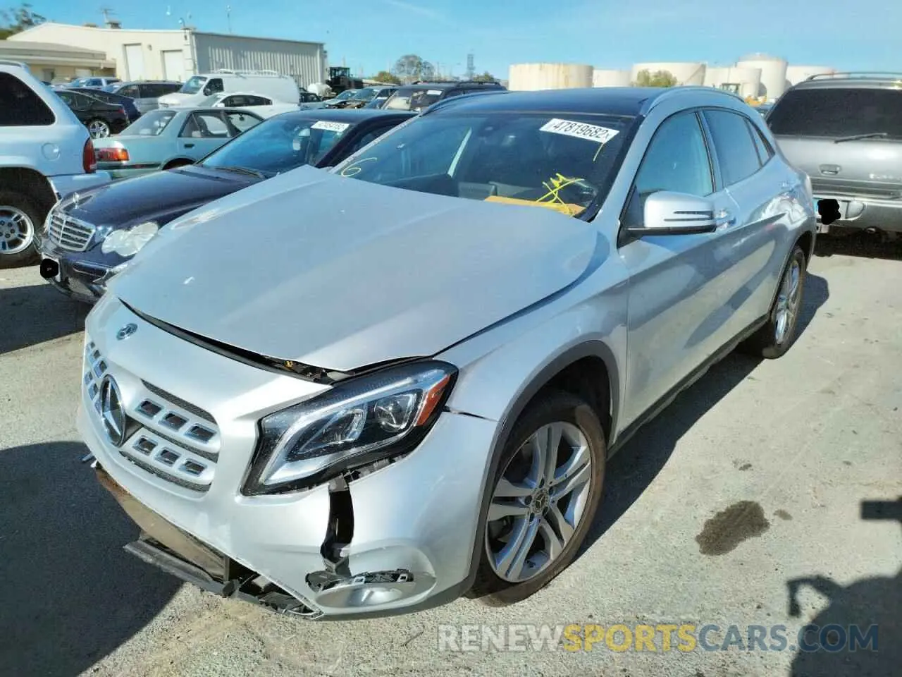 2 fotografías del automóvil dañado WDCTG4GB1KJ612593 MERCEDES-BENZ GLA-CLASS 2019