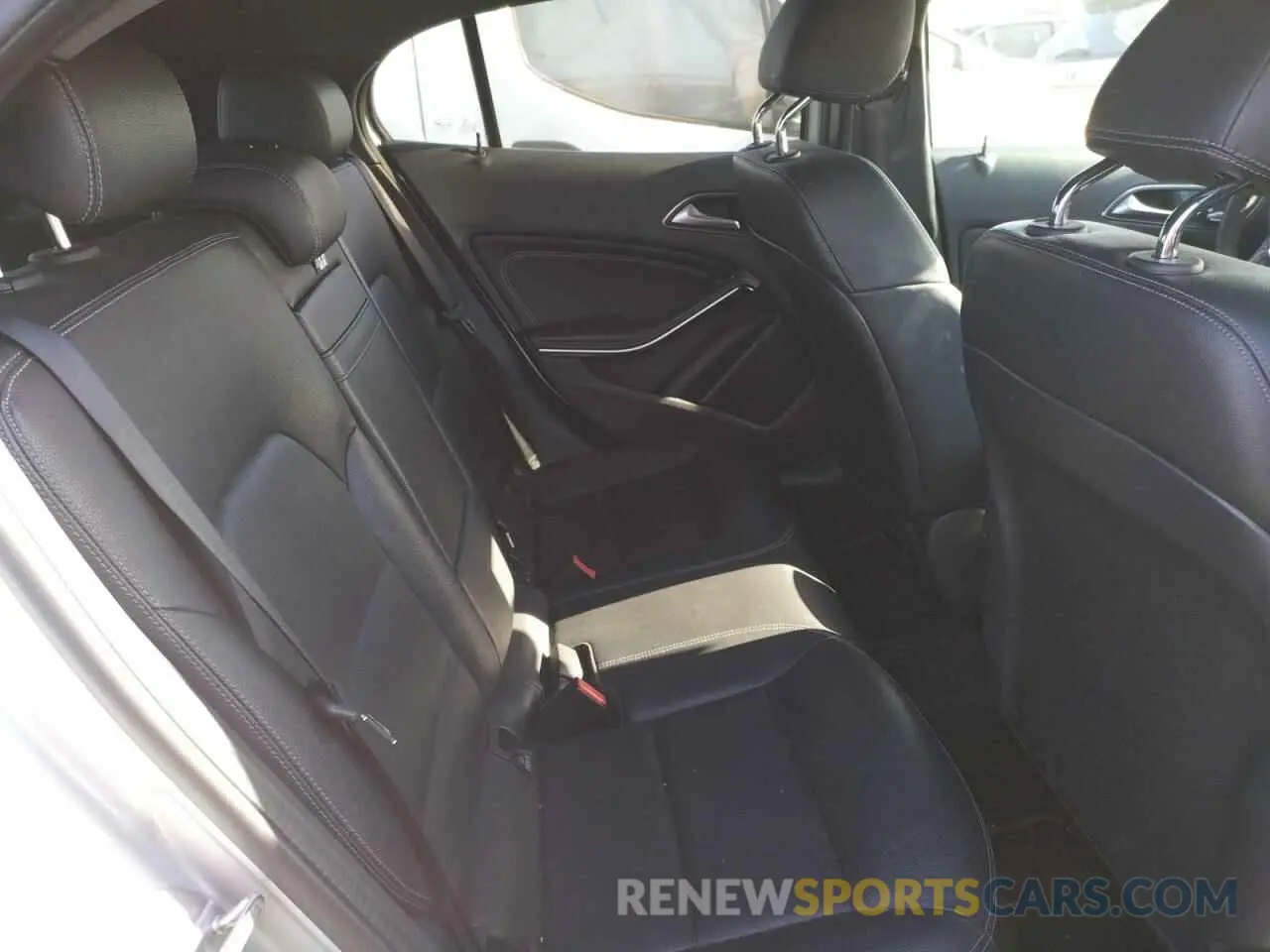 6 fotografías del automóvil dañado WDCTG4GB1KJ612593 MERCEDES-BENZ GLA-CLASS 2019
