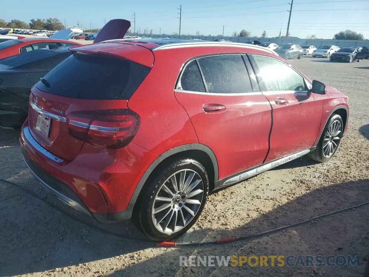 3 fotografías del automóvil dañado WDCTG4GB2KJ546135 MERCEDES-BENZ GLA-CLASS 2019