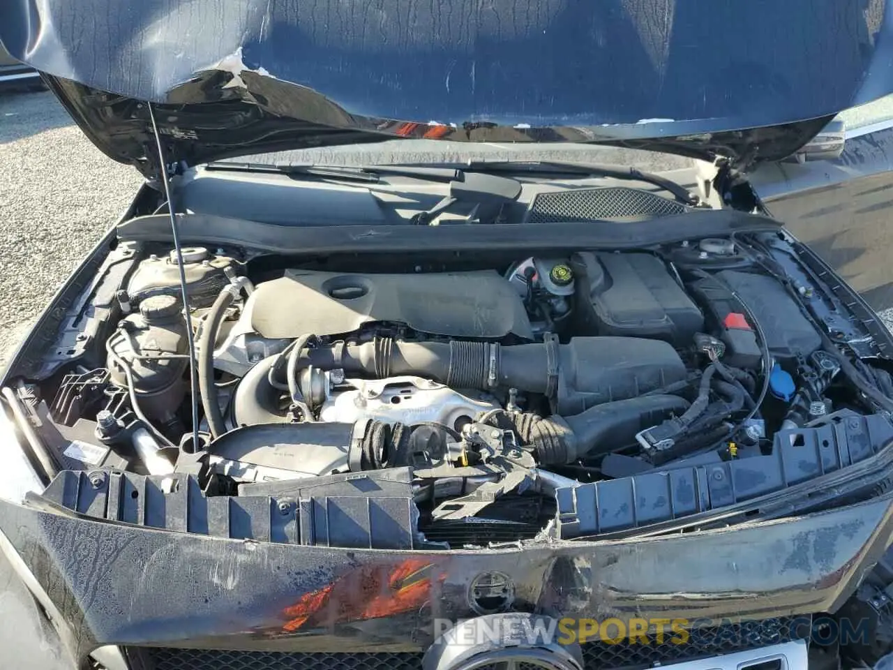 13 fotografías del automóvil dañado WDCTG4GB2KJ551738 MERCEDES-BENZ GLA-CLASS 2019