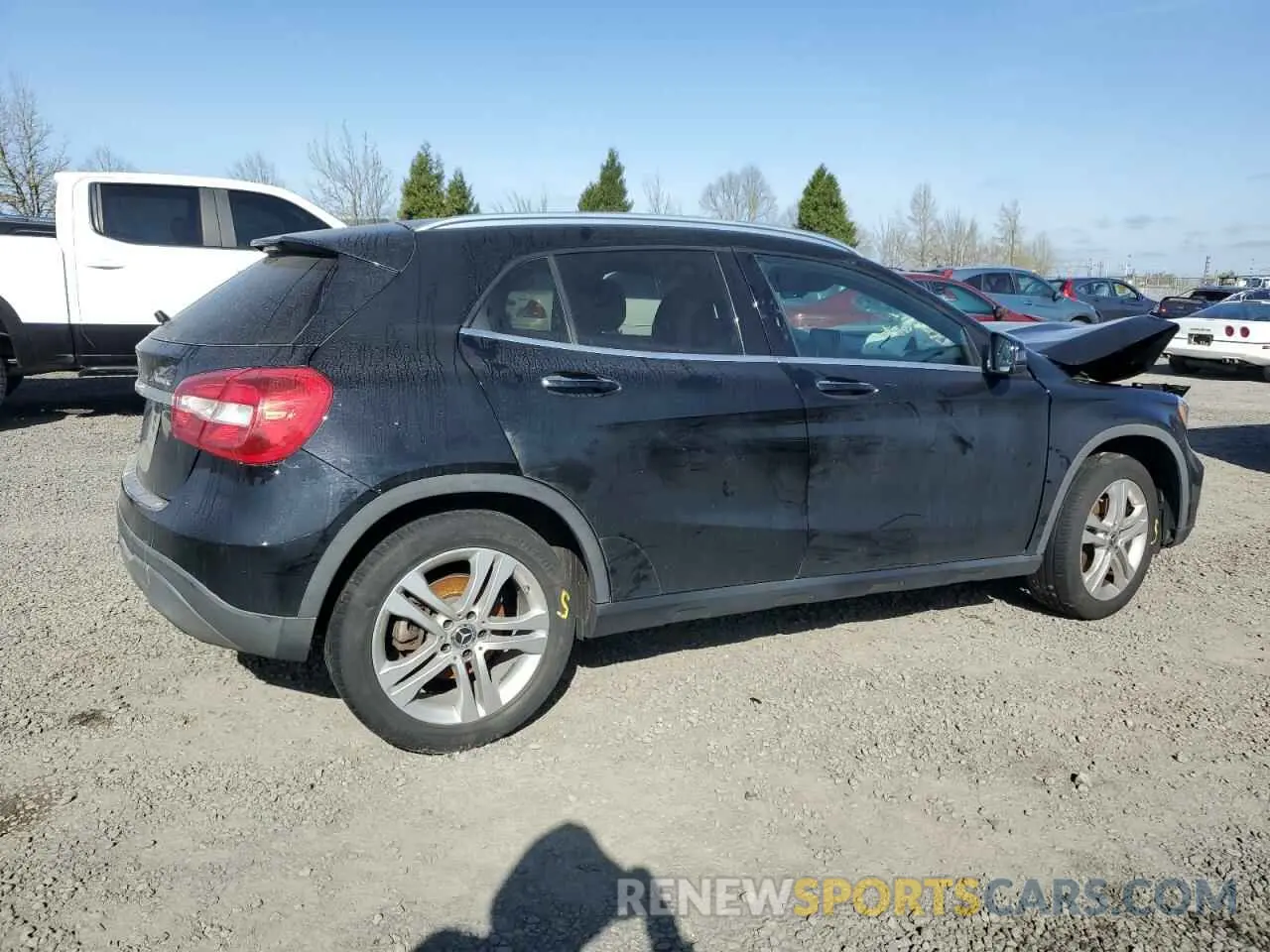 3 fotografías del automóvil dañado WDCTG4GB2KJ551738 MERCEDES-BENZ GLA-CLASS 2019