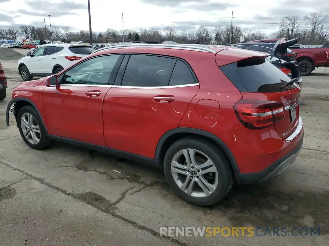 2 fotografías del automóvil dañado WDCTG4GB4KJ549960 MERCEDES-BENZ GLA-CLASS 2019