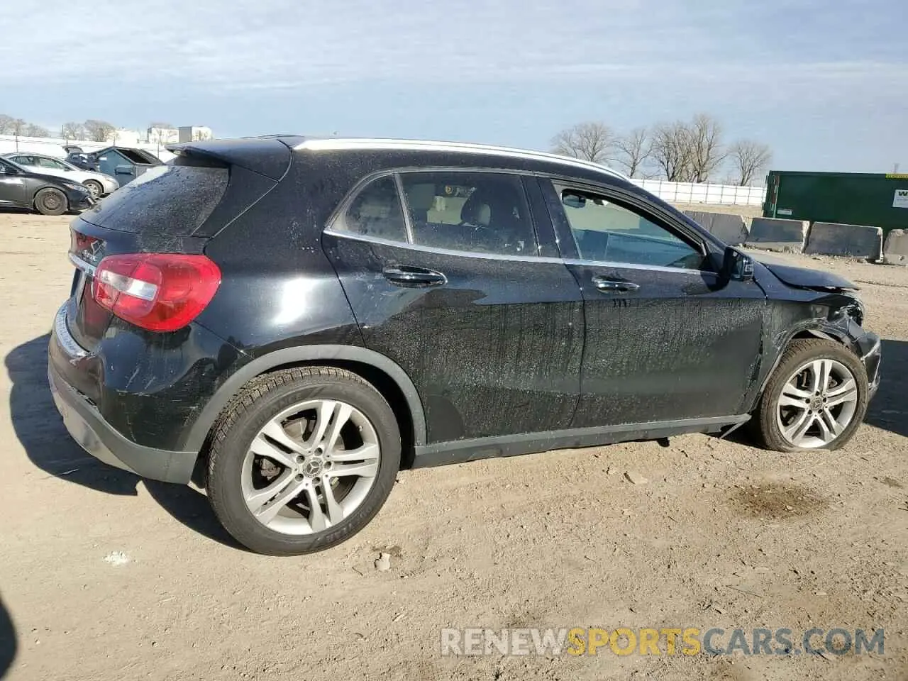 3 fotografías del automóvil dañado WDCTG4GB4KU007241 MERCEDES-BENZ GLA-CLASS 2019