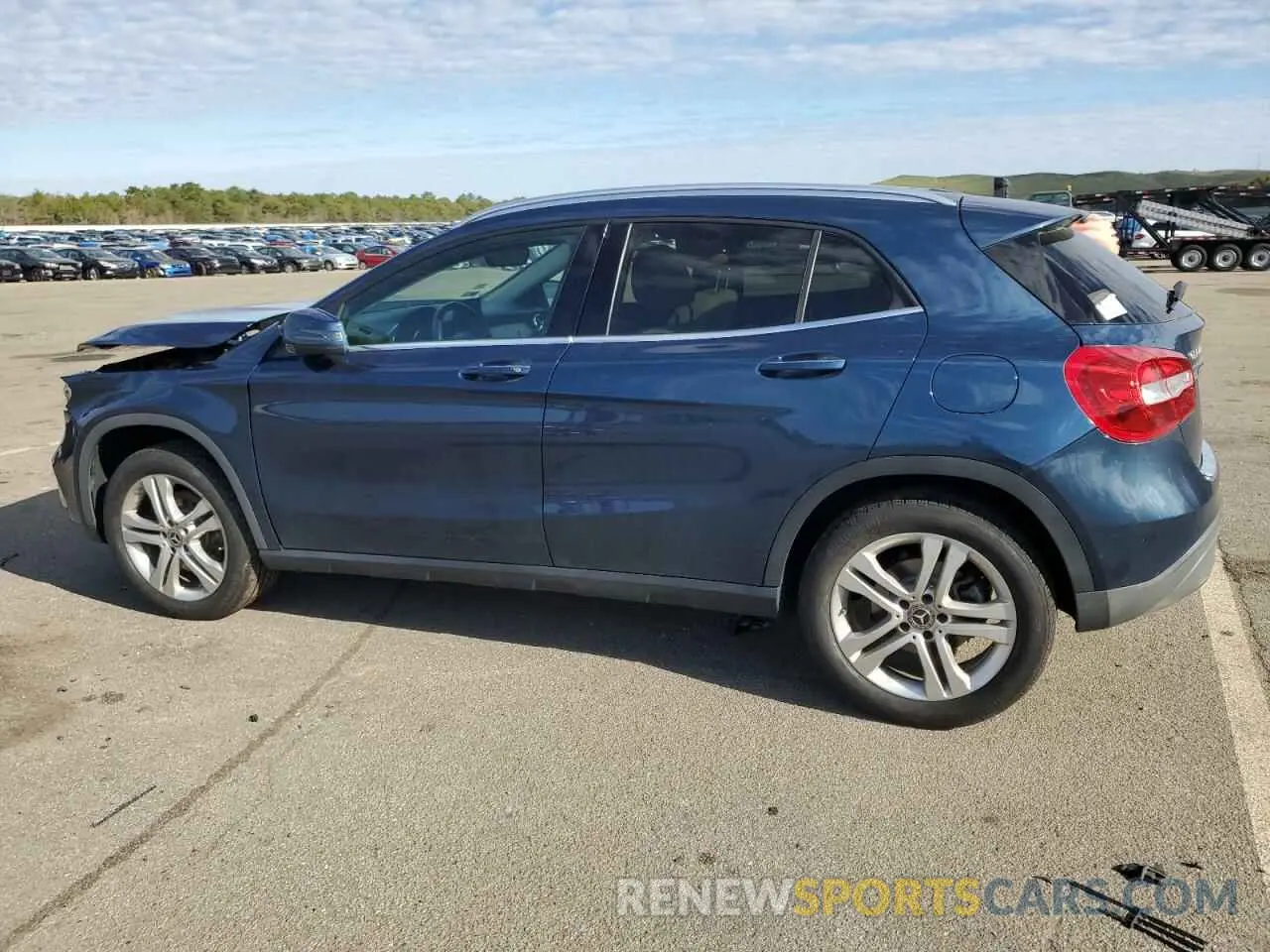 2 fotografías del automóvil dañado WDCTG4GB5KJ617733 MERCEDES-BENZ GLA-CLASS 2019