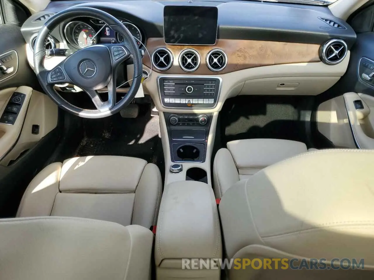 8 fotografías del automóvil dañado WDCTG4GB5KJ617733 MERCEDES-BENZ GLA-CLASS 2019