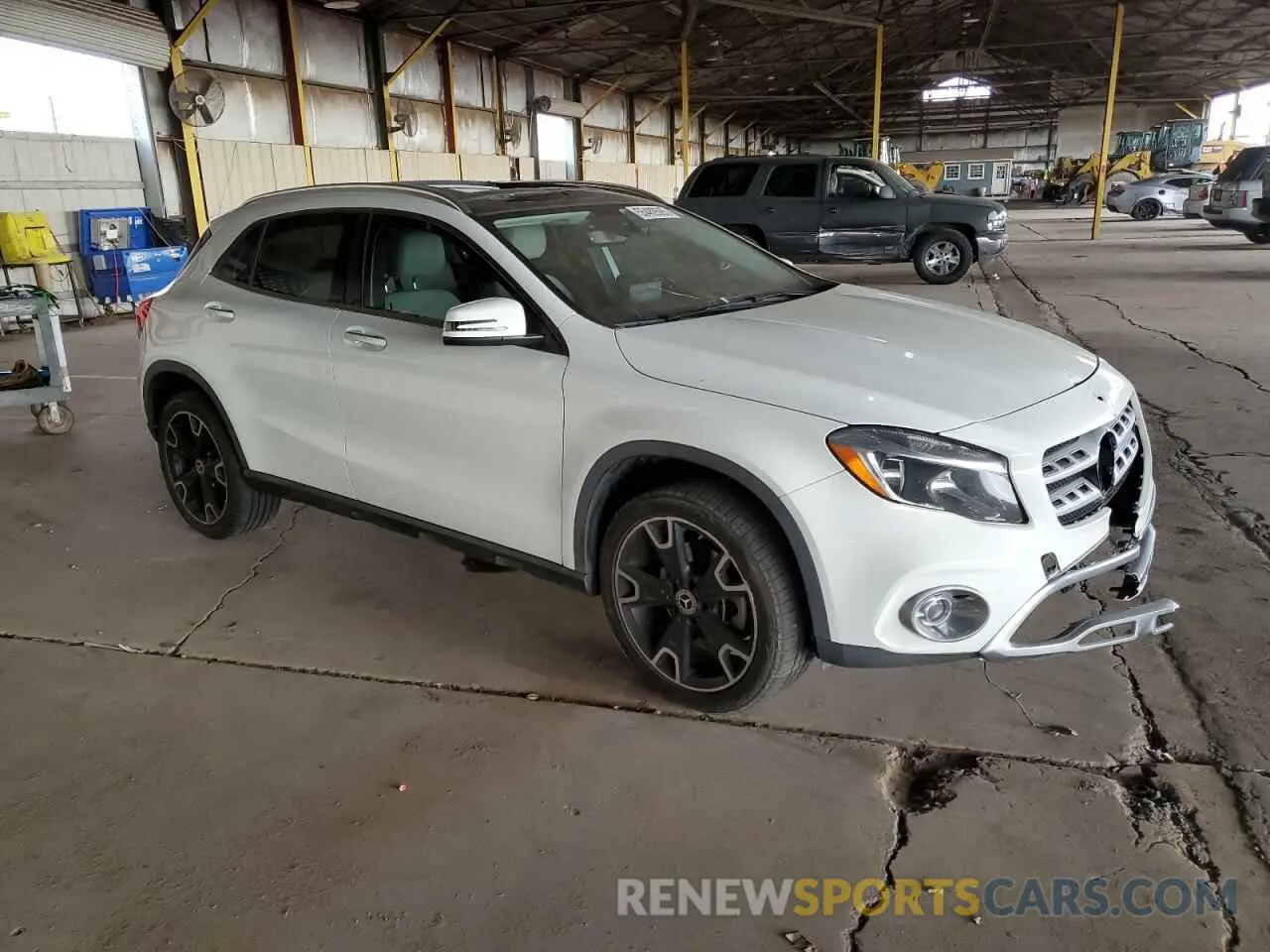 4 fotografías del automóvil dañado WDCTG4GB6KJ543707 MERCEDES-BENZ GLA-CLASS 2019