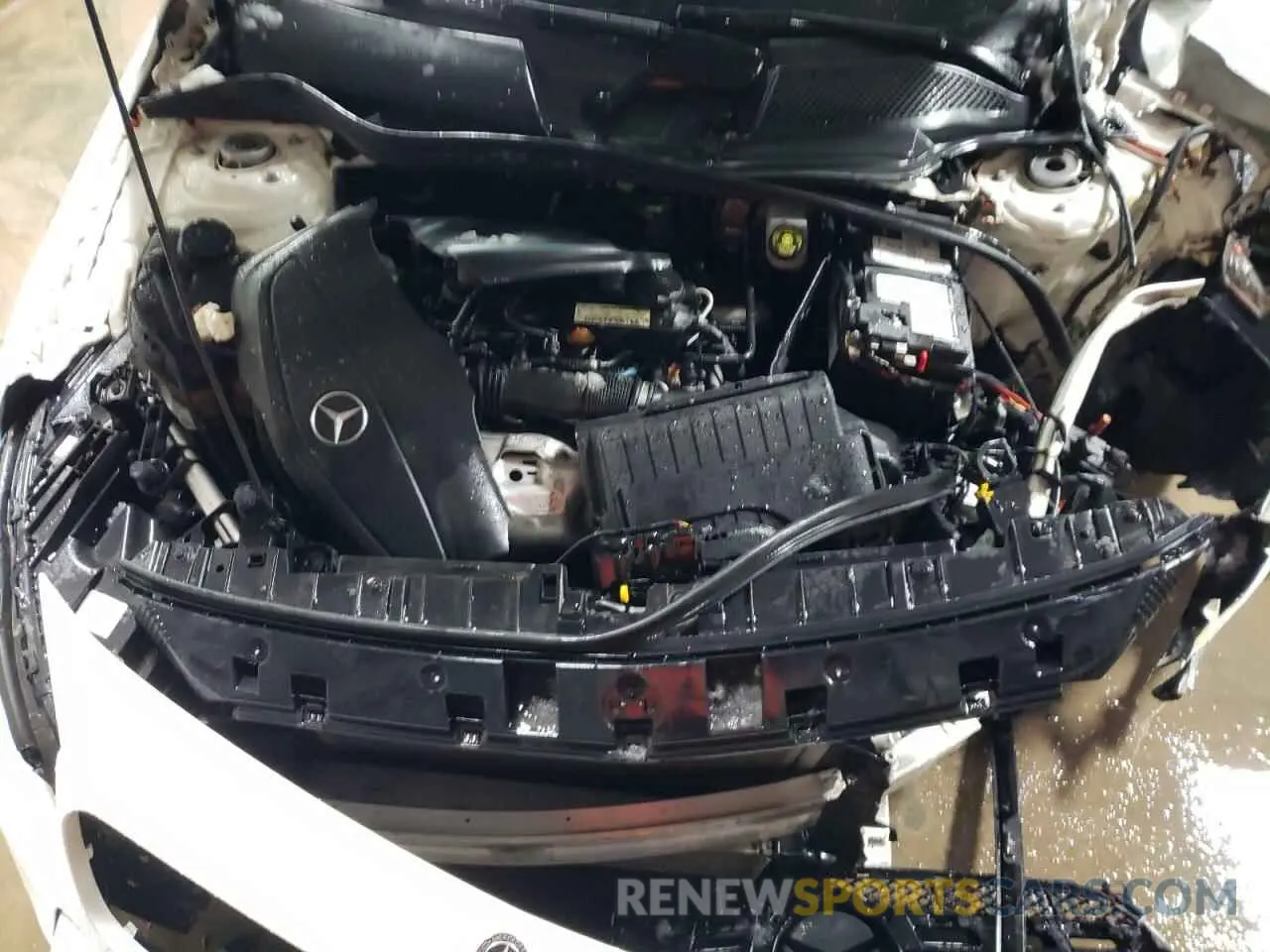 11 fotografías del automóvil dañado WDCTG4GB7KJ582631 MERCEDES-BENZ GLA-CLASS 2019