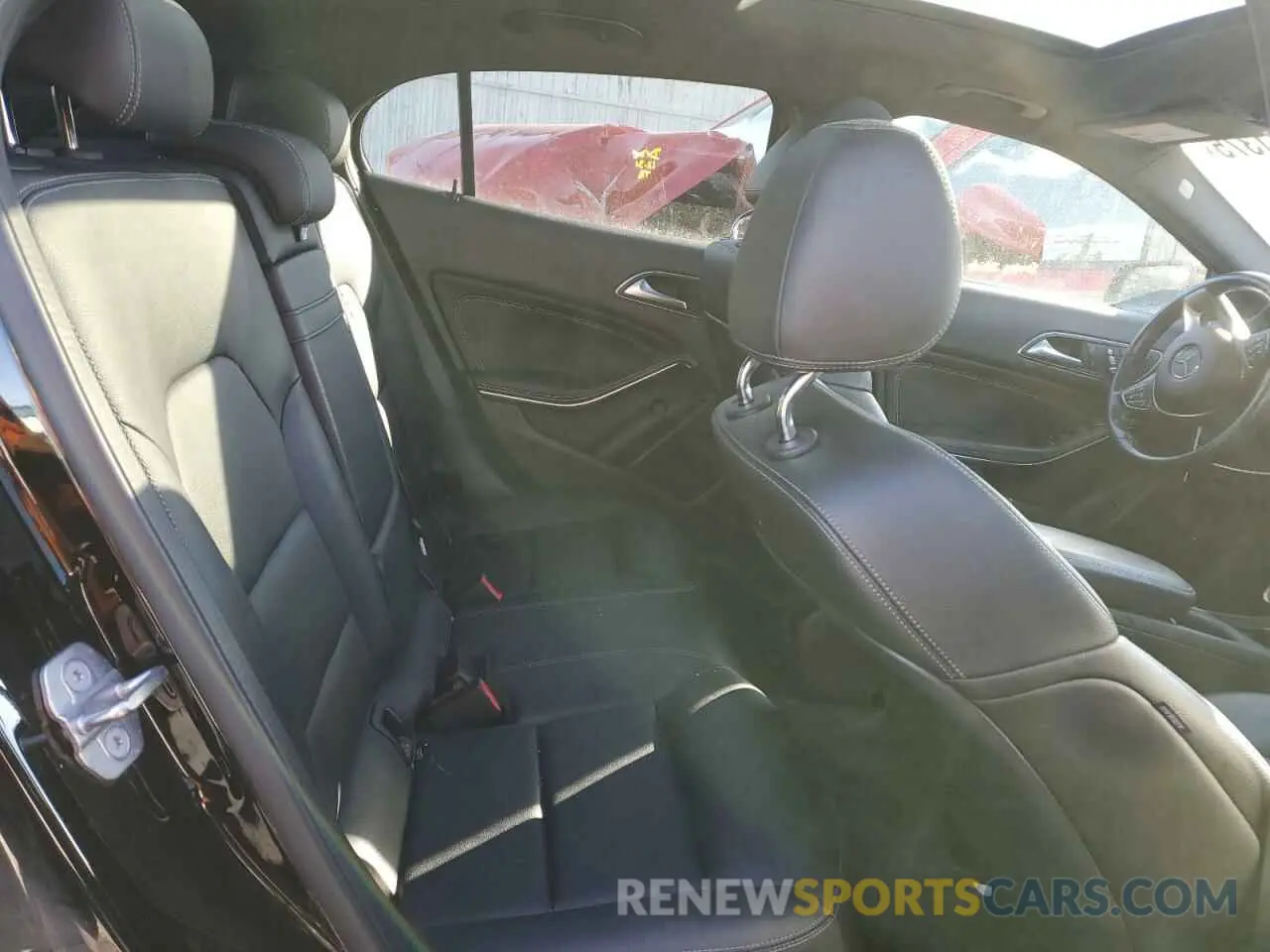 10 fotografías del automóvil dañado WDCTG4GB7KJ585030 MERCEDES-BENZ GLA-CLASS 2019