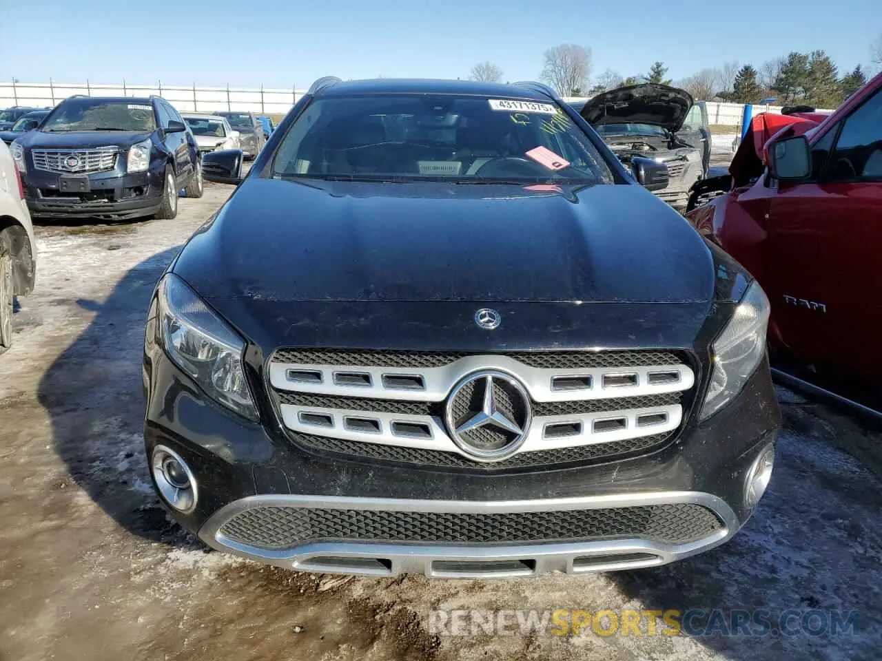 5 fotografías del automóvil dañado WDCTG4GB7KJ585030 MERCEDES-BENZ GLA-CLASS 2019