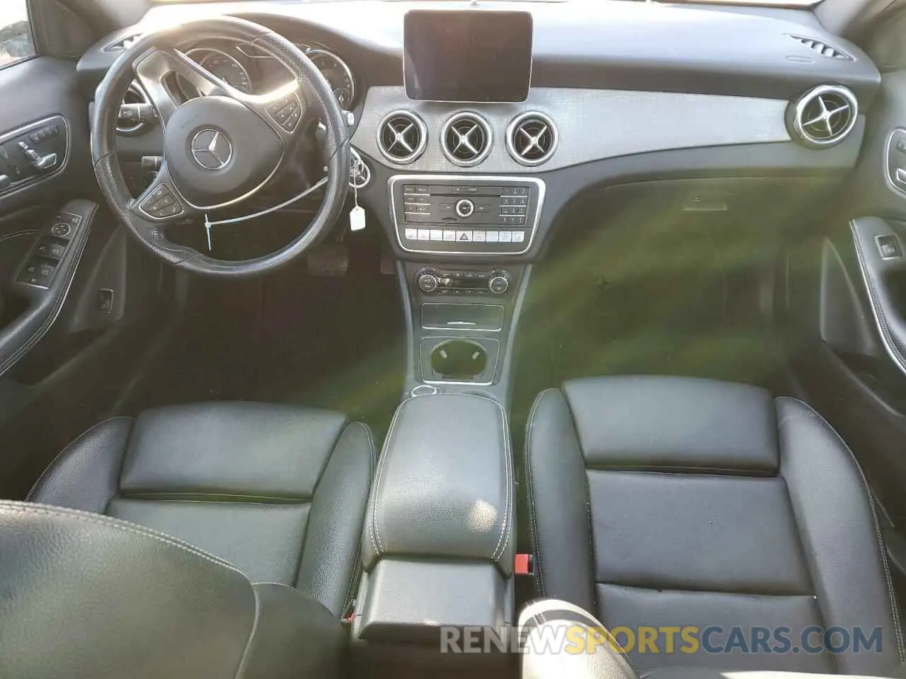 8 fotografías del automóvil dañado WDCTG4GB7KJ585030 MERCEDES-BENZ GLA-CLASS 2019