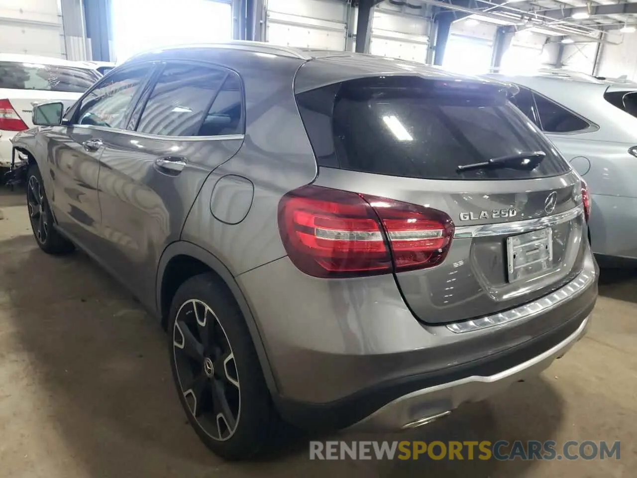 3 fotografías del automóvil dañado WDCTG4GB7KJ592043 MERCEDES-BENZ GLA-CLASS 2019