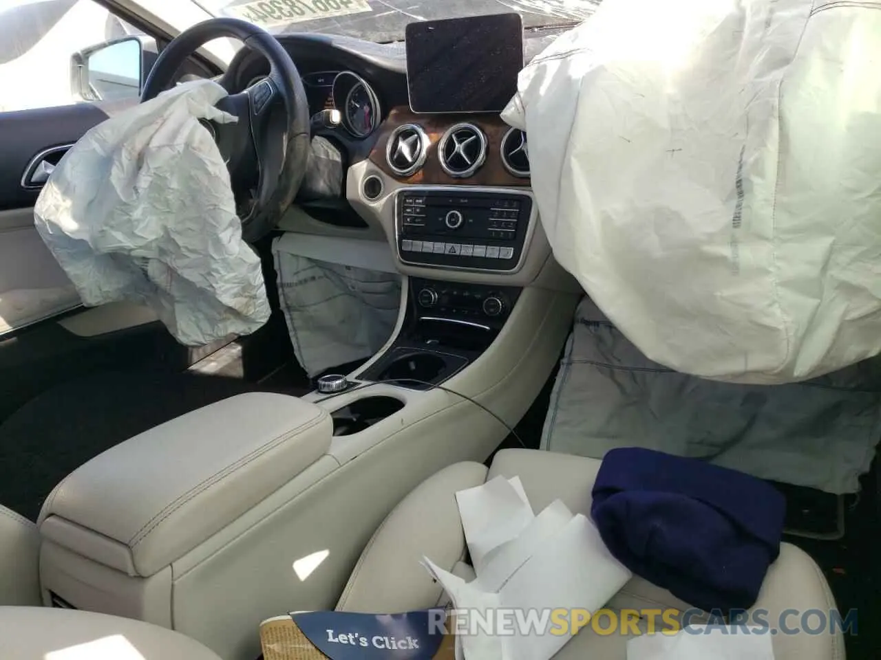 8 fotografías del automóvil dañado WDCTG4GB8KJ586204 MERCEDES-BENZ GLA-CLASS 2019