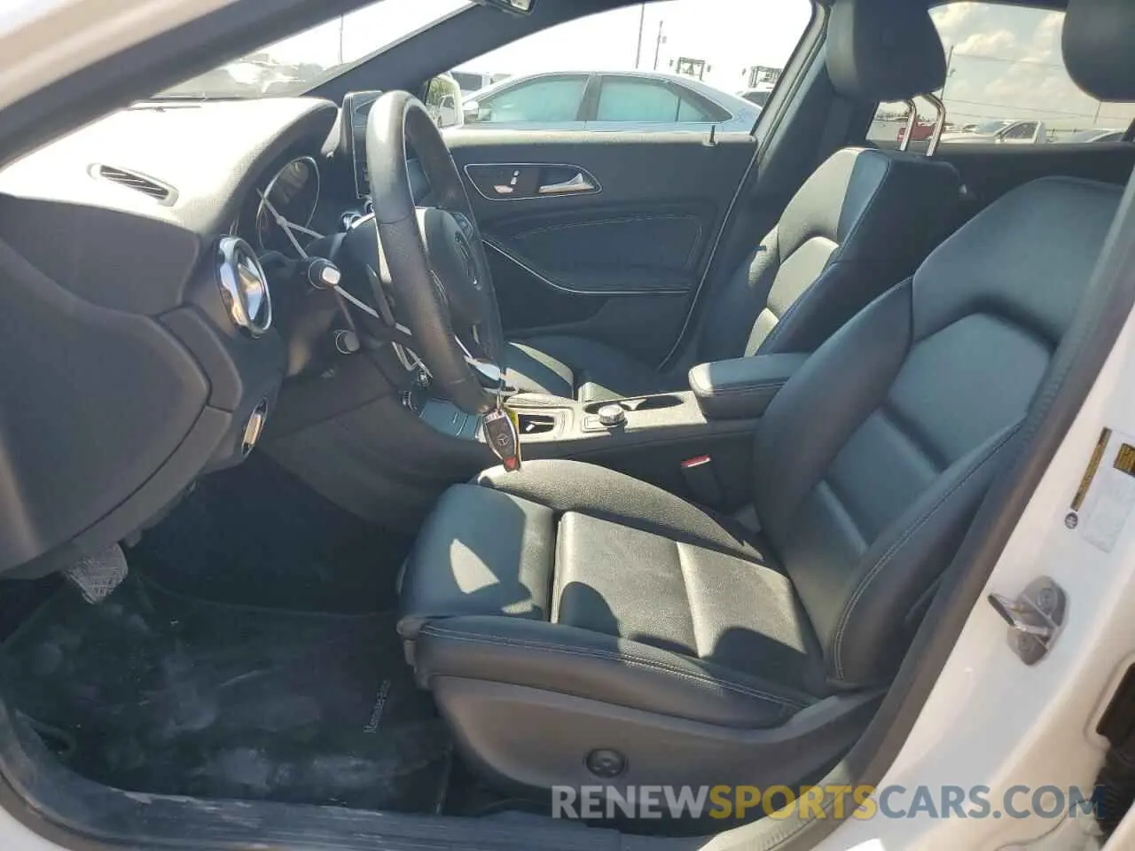 7 fotografías del automóvil dañado WDCTG4EB5LU022691 MERCEDES-BENZ GLA-CLASS 2020