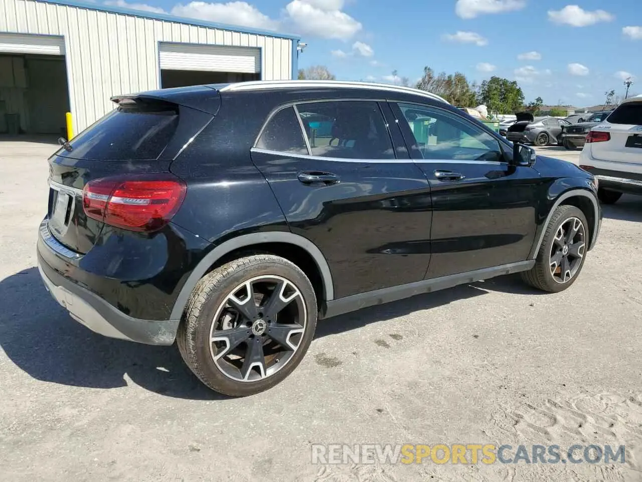 3 fotografías del automóvil dañado WDCTG4EB6LU022408 MERCEDES-BENZ GLA-CLASS 2020
