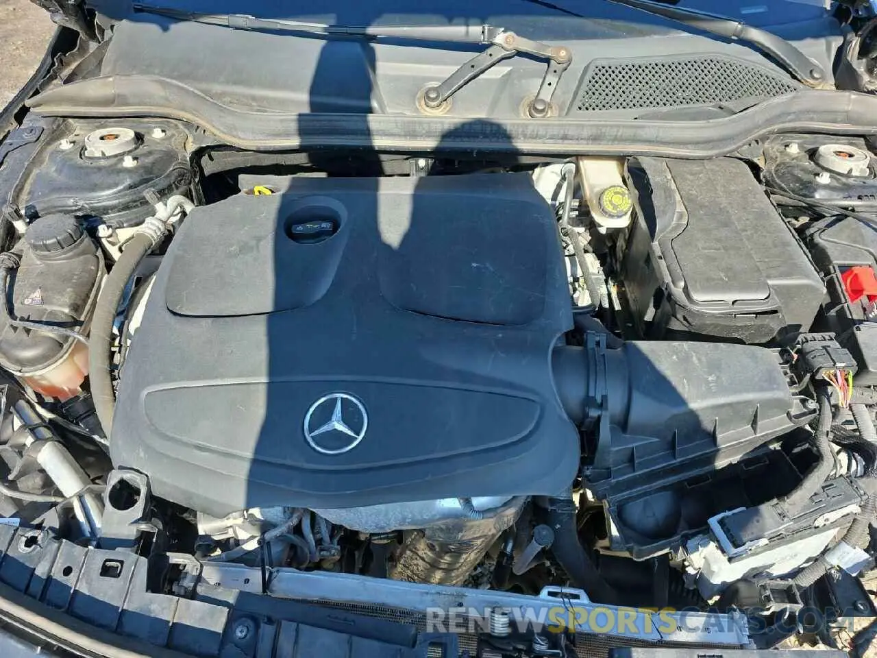 12 fotografías del automóvil dañado WDCTG4GB1LJ685822 MERCEDES-BENZ GLA-CLASS 2020