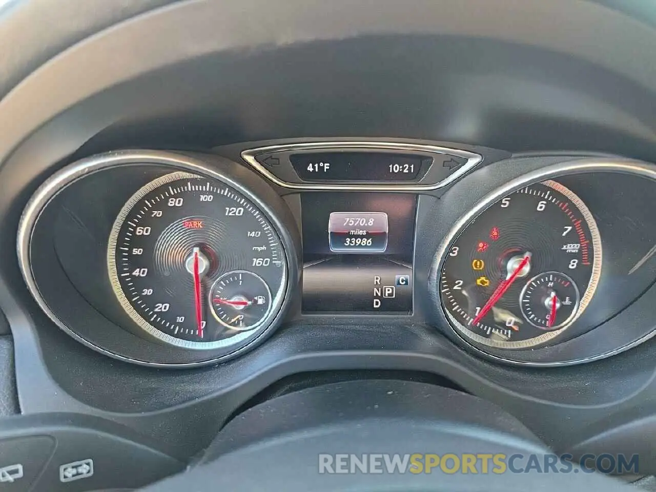 8 fotografías del automóvil dañado WDCTG4GB1LJ685822 MERCEDES-BENZ GLA-CLASS 2020