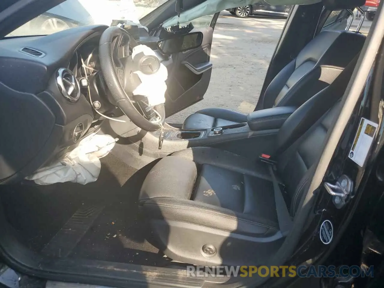 7 fotografías del automóvil dañado WDCTG4GB1LU022880 MERCEDES-BENZ GLA-CLASS 2020