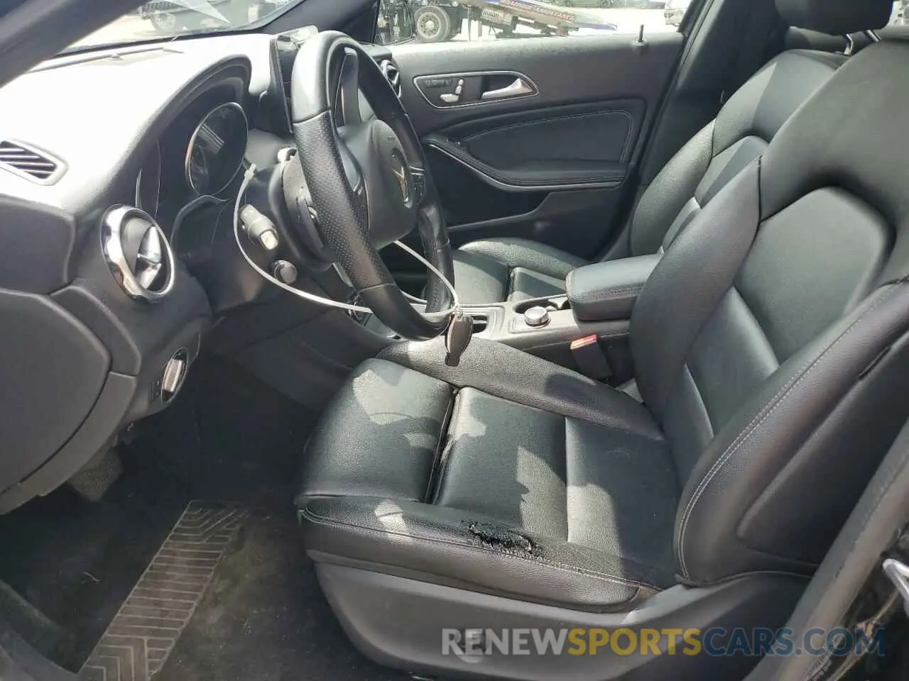 7 fotografías del automóvil dañado WDCTG4GB2LU026713 MERCEDES-BENZ GLA-CLASS 2020