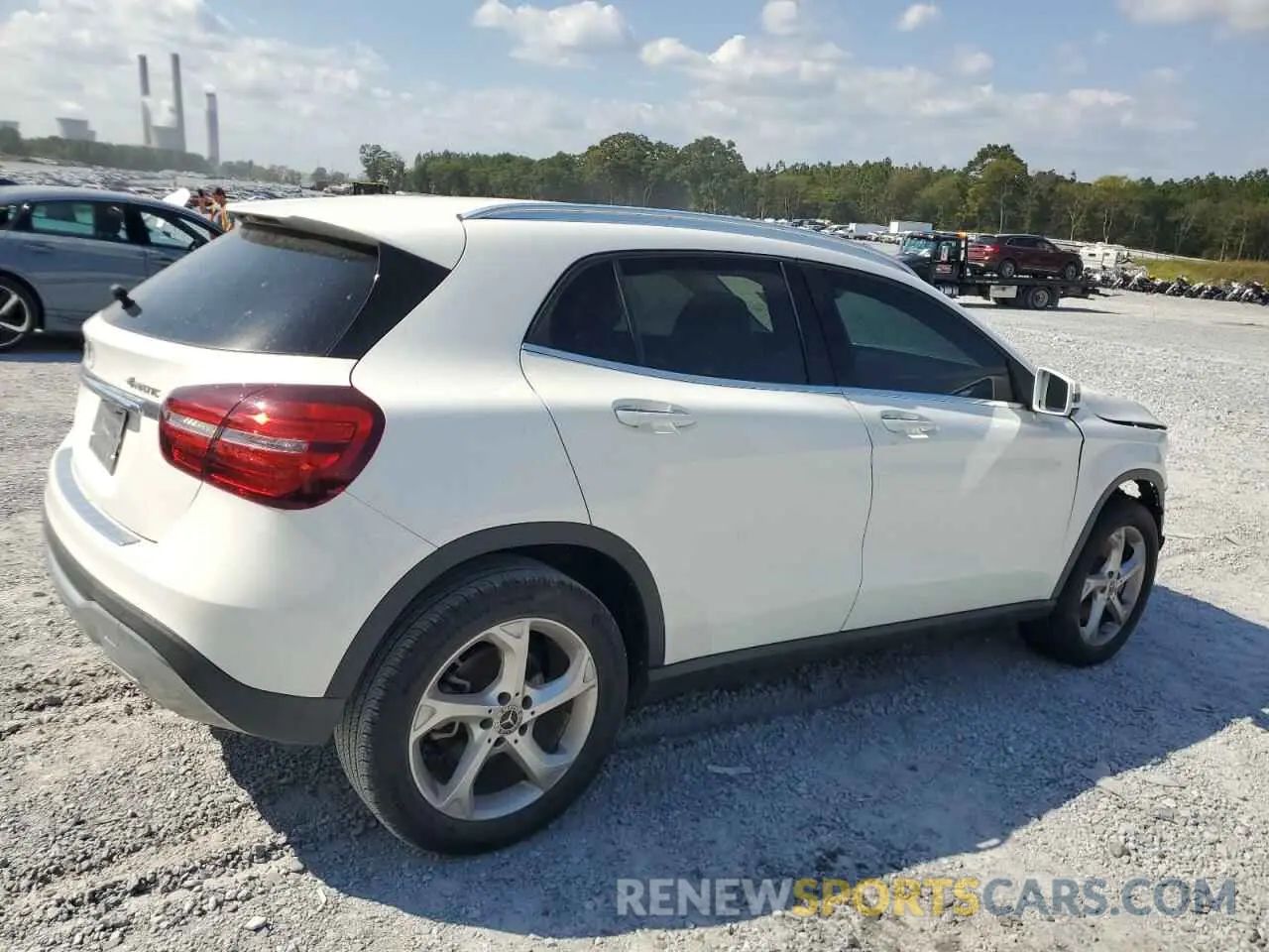 3 fotografías del automóvil dañado WDCTG4GB4LU025224 MERCEDES-BENZ GLA-CLASS 2020