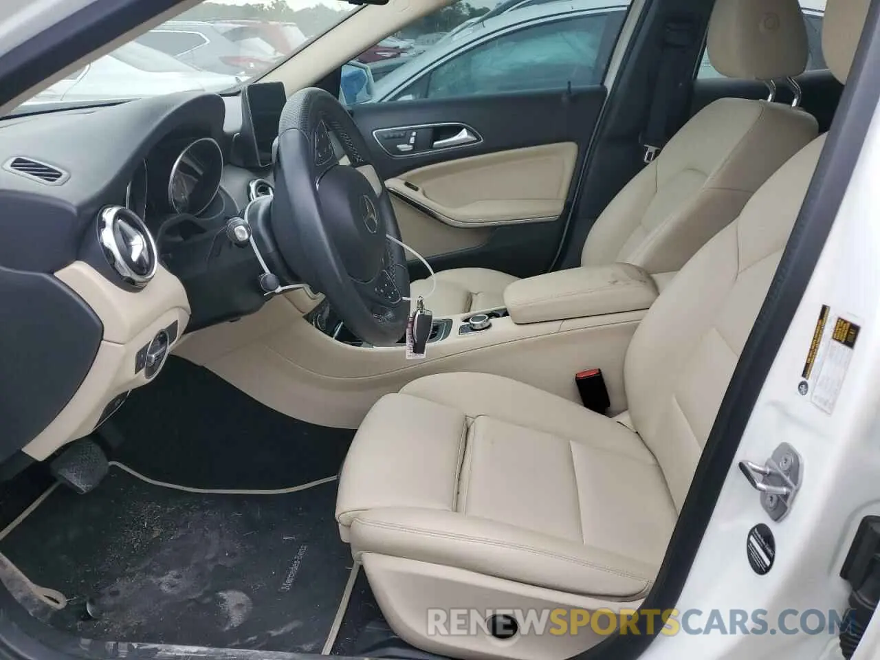 7 fotografías del automóvil dañado WDCTG4GB4LU025224 MERCEDES-BENZ GLA-CLASS 2020