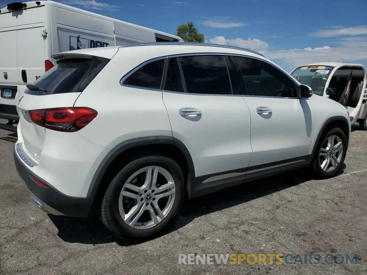 3 fotografías del automóvil dañado W1N4N4GB3MJ212269 MERCEDES-BENZ GLA-CLASS 2021
