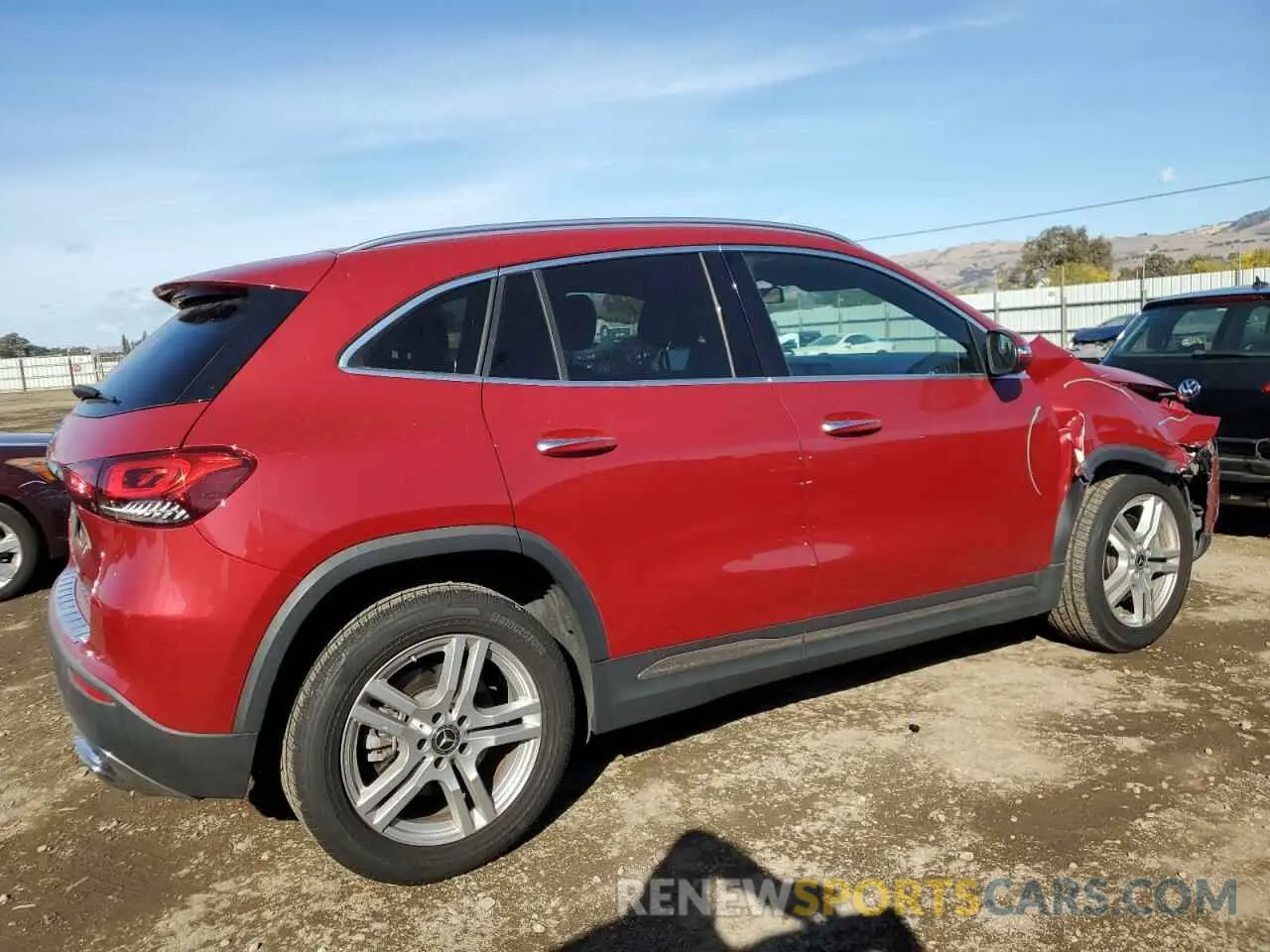 3 fotografías del automóvil dañado W1N4N4GB4MJ153457 MERCEDES-BENZ GLA-CLASS 2021