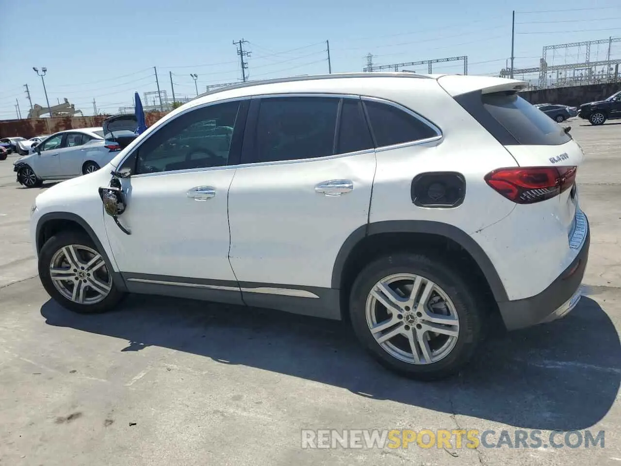 2 fotografías del automóvil dañado W1N4N4GB5MJ126851 MERCEDES-BENZ GLA-CLASS 2021