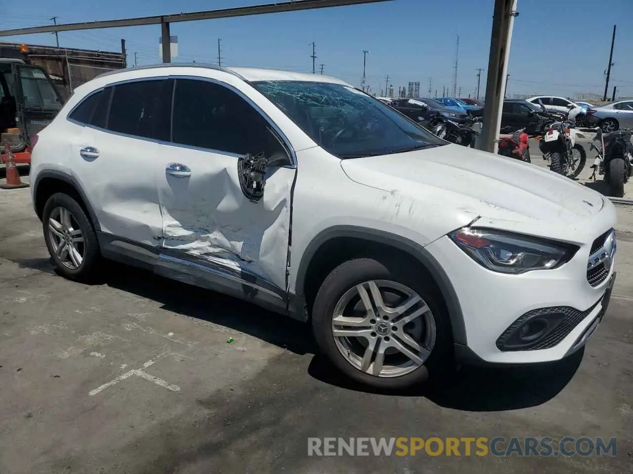 4 fotografías del automóvil dañado W1N4N4GB5MJ126851 MERCEDES-BENZ GLA-CLASS 2021