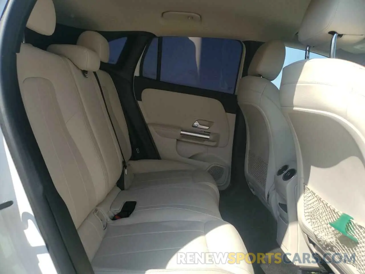 11 fotografías del automóvil dañado W1N4N4GB8MJ228290 MERCEDES-BENZ GLA-CLASS 2021