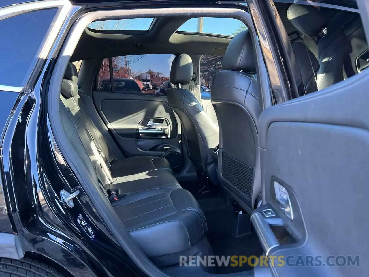 6 fotografías del automóvil dañado W1N4N4GBXMJ145380 MERCEDES-BENZ GLA-CLASS 2021
