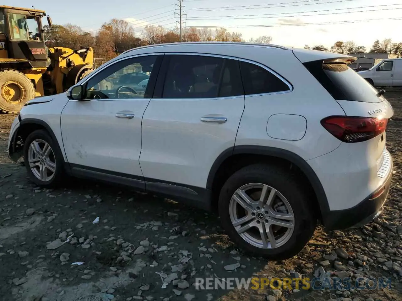 2 fotografías del automóvil dañado W1N4N4HB0MJ238326 MERCEDES-BENZ GLA-CLASS 2021