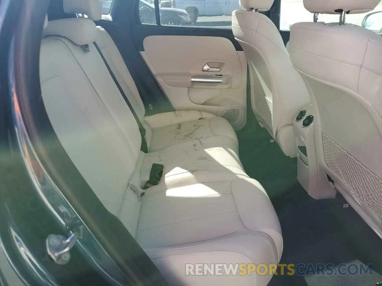 11 fotografías del automóvil dañado W1N4N4HB2MJ185645 MERCEDES-BENZ GLA-CLASS 2021