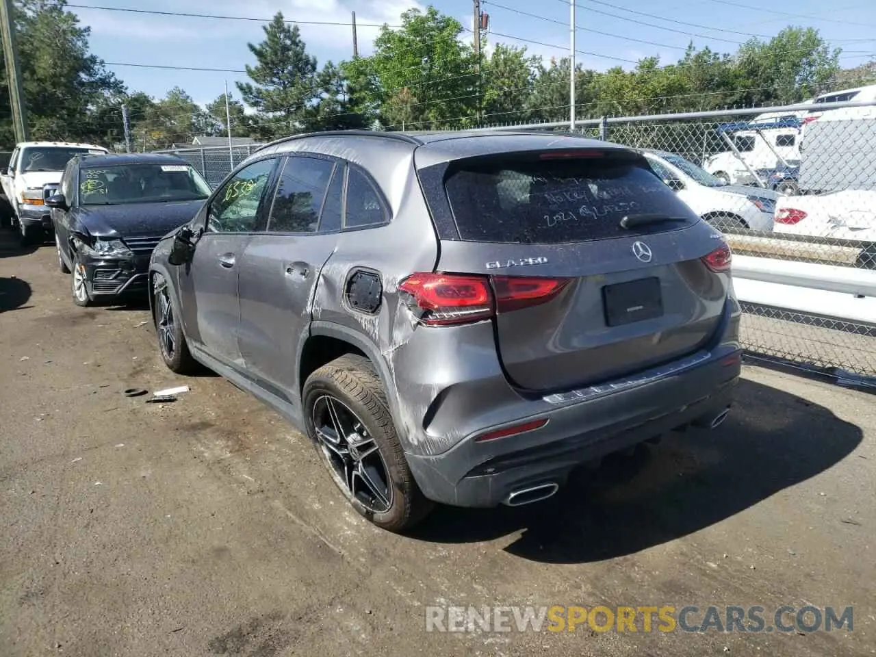 3 fotografías del automóvil dañado W1N4N4HB3MJ215834 MERCEDES-BENZ GLA-CLASS 2021