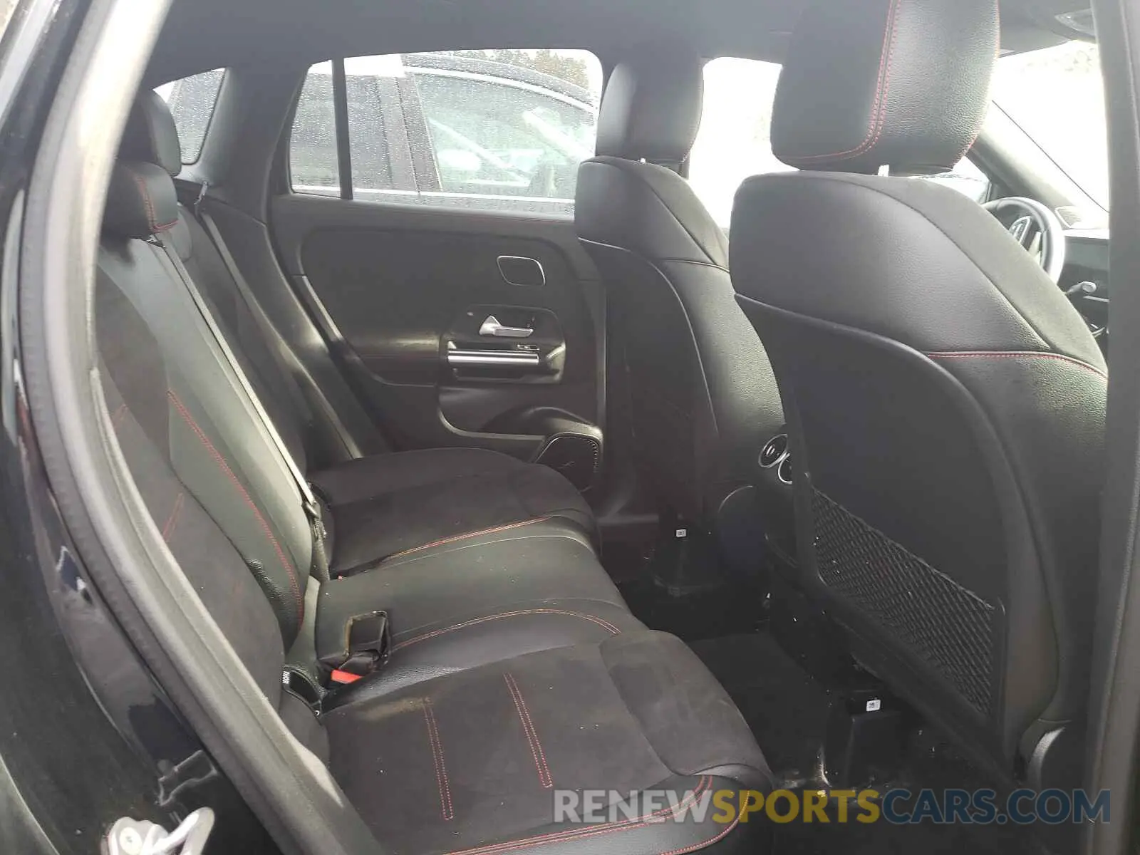6 fotografías del automóvil dañado W1N4N4HB4MJ209363 MERCEDES-BENZ GLA-CLASS 2021
