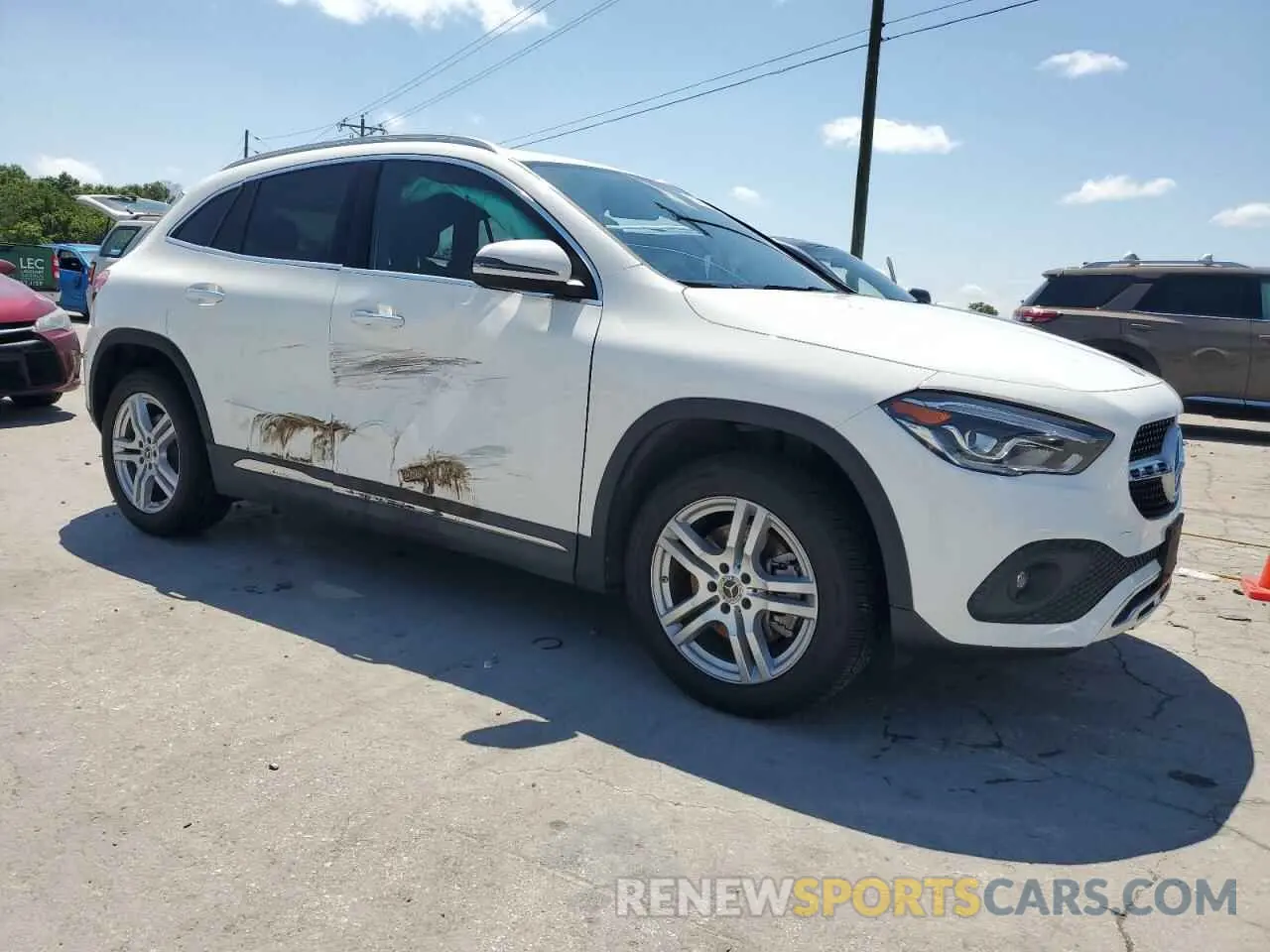 4 fotografías del automóvil dañado W1N4N4HB4MJ260202 MERCEDES-BENZ GLA-CLASS 2021