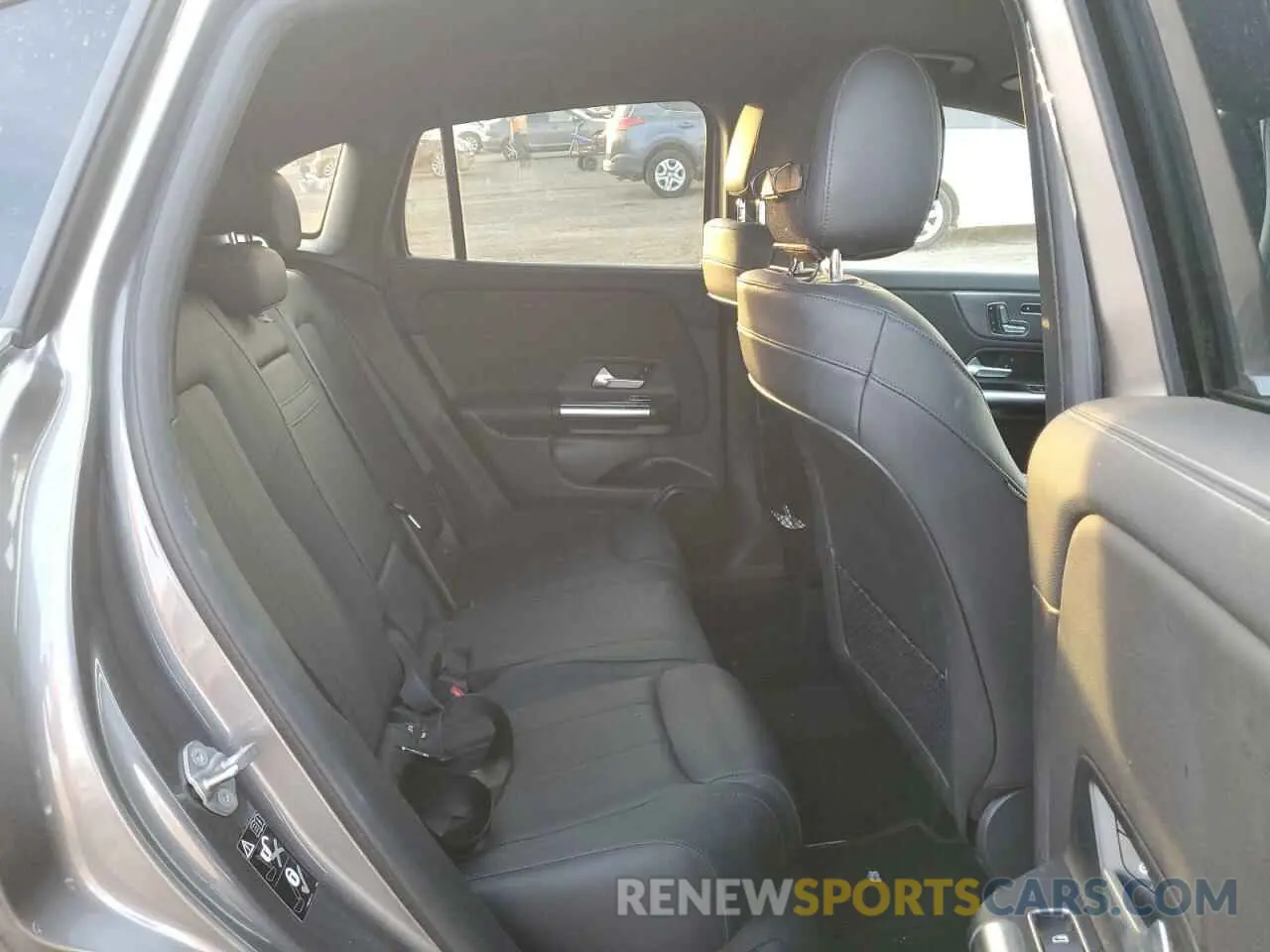 10 fotografías del automóvil dañado W1N4N4HB6MJ119289 MERCEDES-BENZ GLA-CLASS 2021