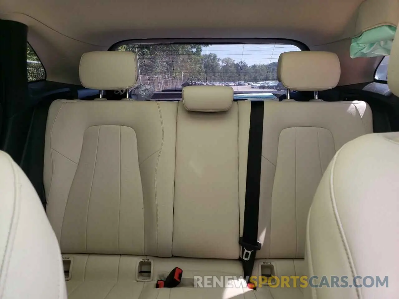 10 fotografías del automóvil dañado W1N4N4HB9MJ159088 MERCEDES-BENZ GLA-CLASS 2021