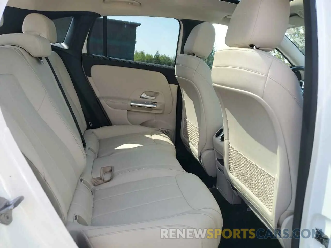 11 fotografías del automóvil dañado W1N4N4HBXMJ272662 MERCEDES-BENZ GLA-CLASS 2021