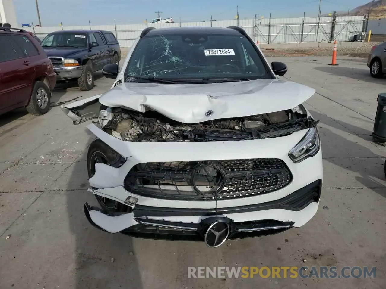 5 fotografías del automóvil dañado W1N4N4HB1NJ340560 MERCEDES-BENZ GLA-CLASS 2022
