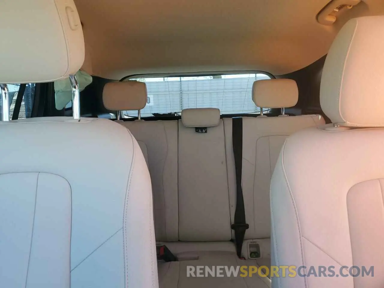 10 fotografías del automóvil dañado W1N4N4HB7NJ393859 MERCEDES-BENZ GLA-CLASS 2022
