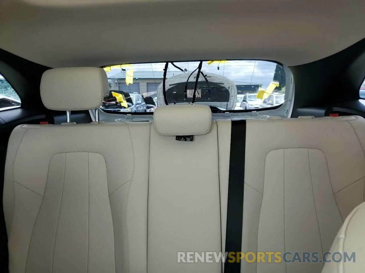 10 fotografías del automóvil dañado W1N4N4HB4PJ460324 MERCEDES-BENZ GLA-CLASS 2023