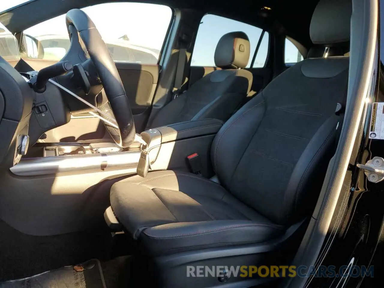 7 fotografías del automóvil dañado W1N4N4HBXPJ461266 MERCEDES-BENZ GLA-CLASS 2023