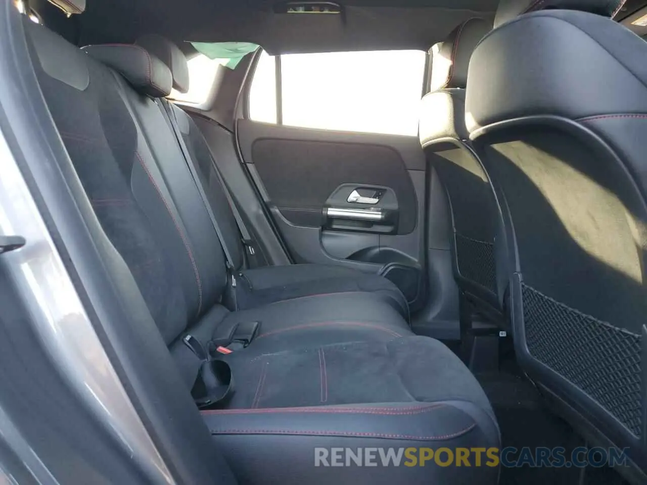 11 fotografías del automóvil dañado W1N4N4HBXPJ462174 MERCEDES-BENZ GLA-CLASS 2023
