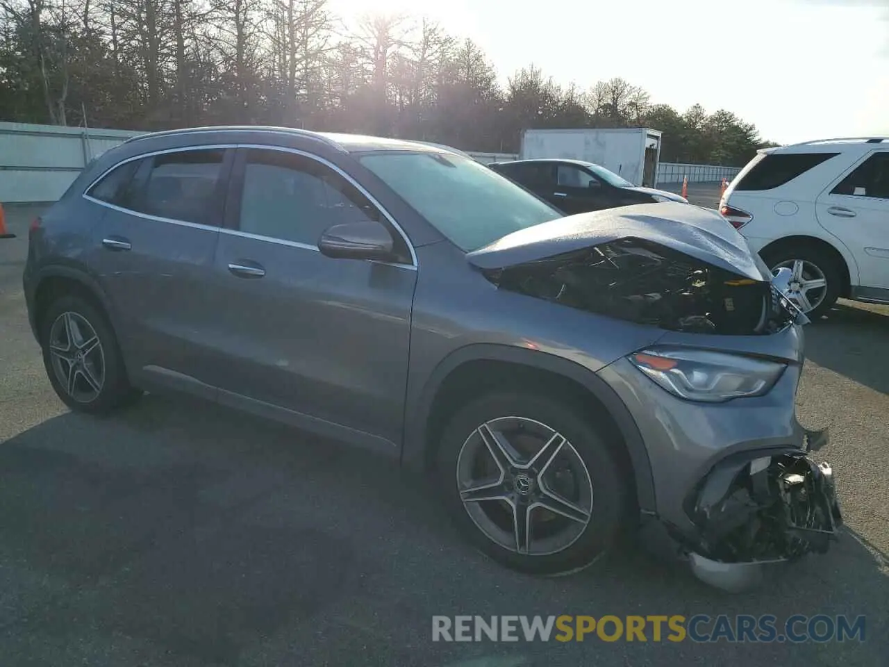 4 fotografías del automóvil dañado W1N4N4HBXPJ462174 MERCEDES-BENZ GLA-CLASS 2023