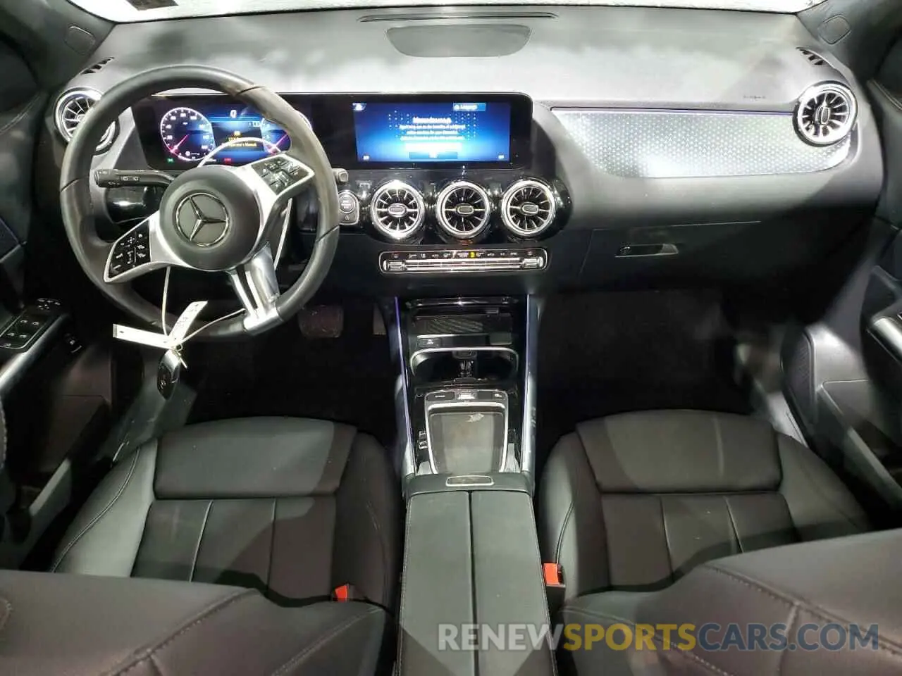 8 fotografías del automóvil dañado W1N4N4GB2RJ606787 MERCEDES-BENZ GLA-CLASS 2024