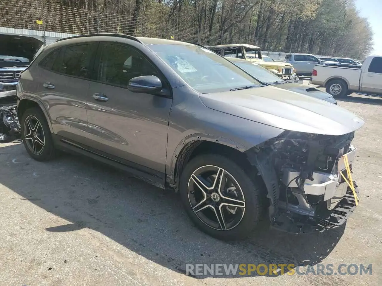 4 fotografías del automóvil dañado W1N4N4GB4RJ620691 MERCEDES-BENZ GLA-CLASS 2024