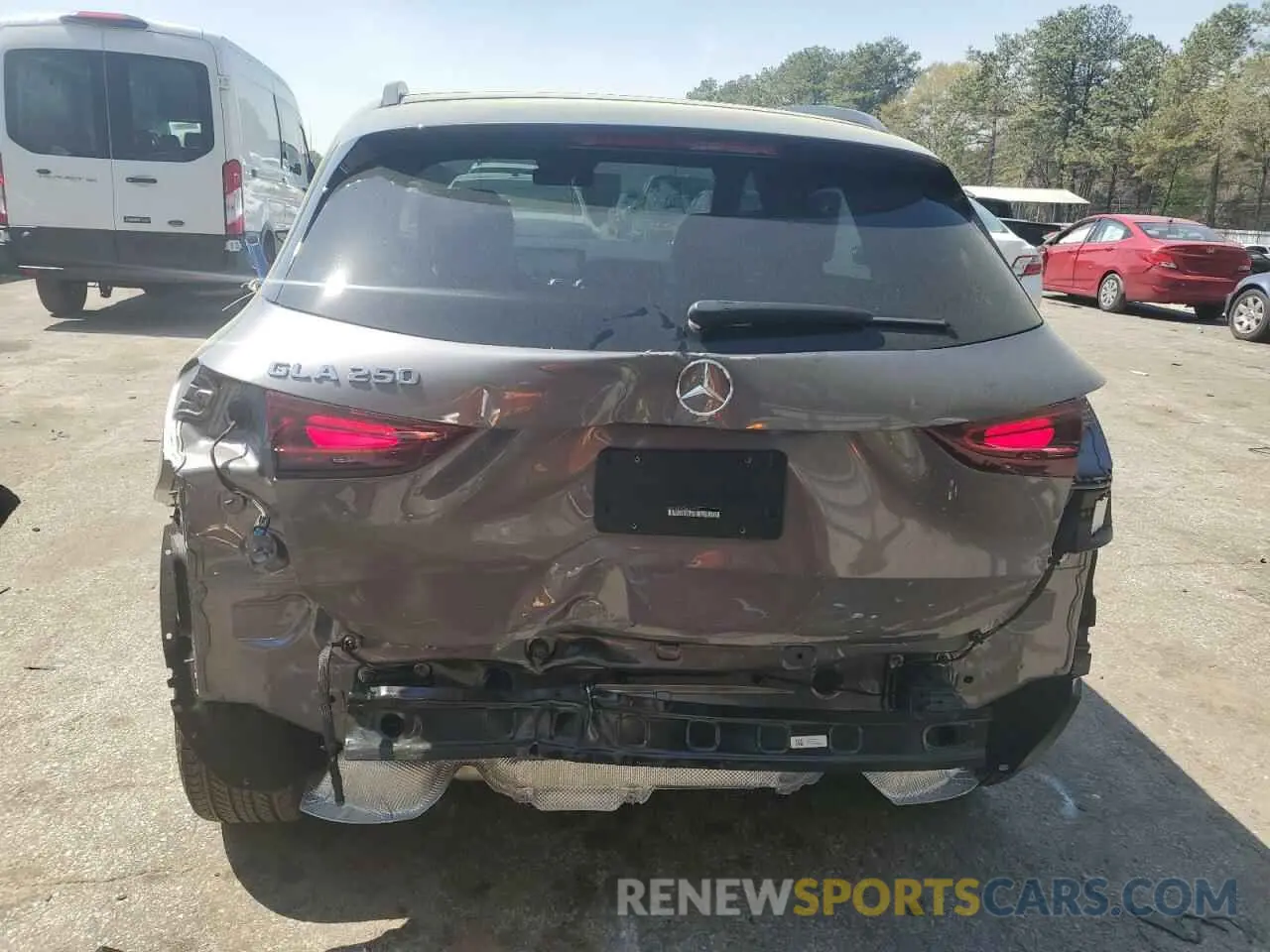 6 fotografías del automóvil dañado W1N4N4GB4RJ620691 MERCEDES-BENZ GLA-CLASS 2024