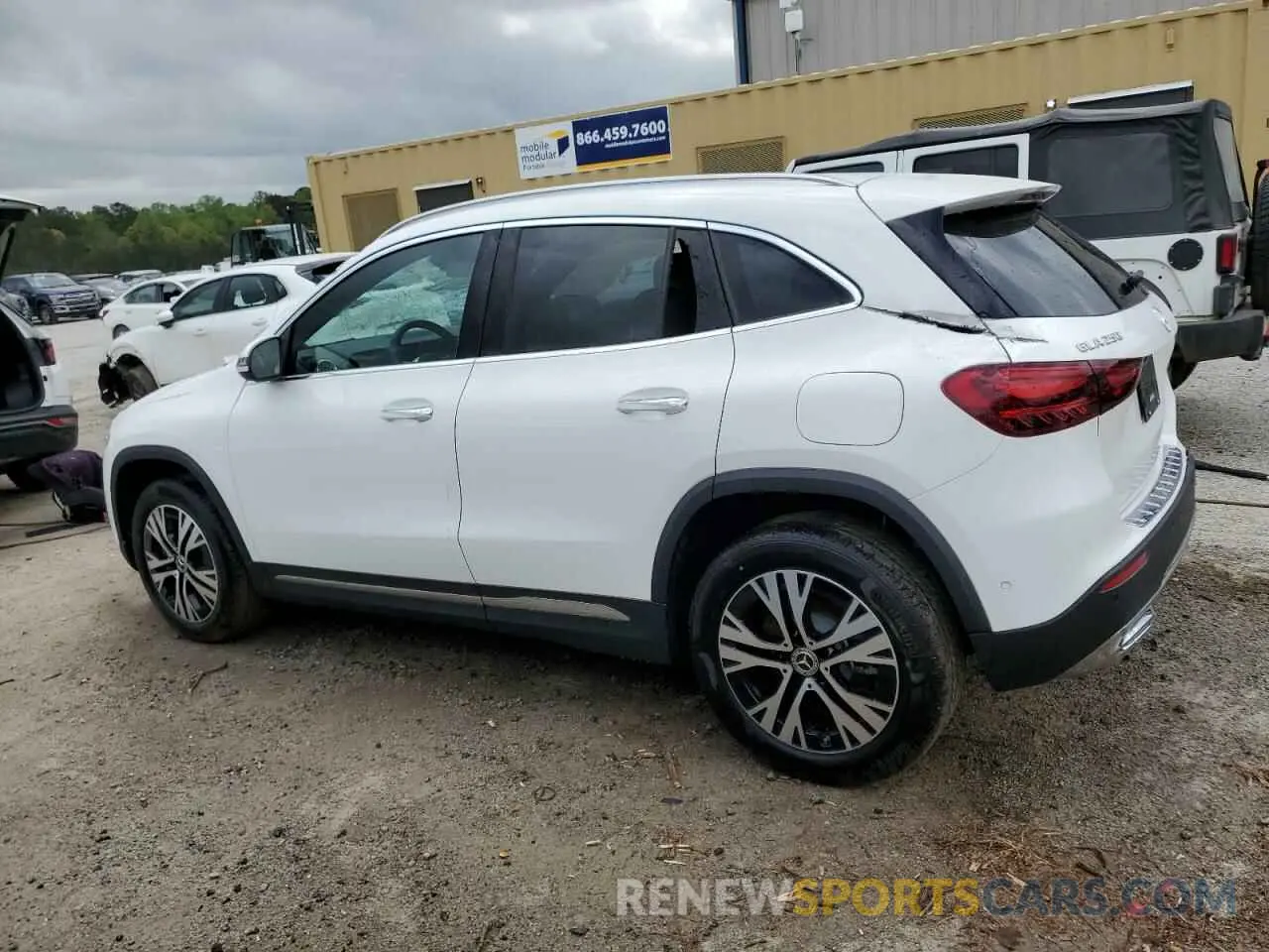 2 fotografías del automóvil dañado W1N4N4GB2SJ704885 MERCEDES-BENZ GLA-CLASS 2025